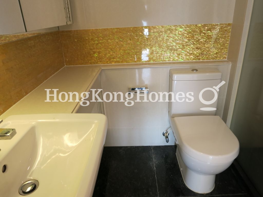 Guest Bathroom — 名鑄，尖沙咀