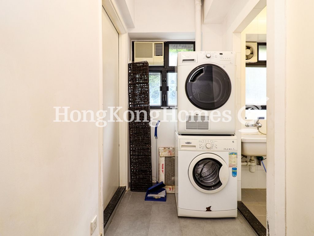Maid's Room — Wah Fung Mansion, Tai Hang
