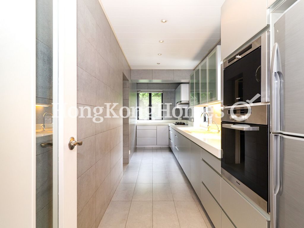 Kitchen — Wah Fung Mansion, Tai Hang