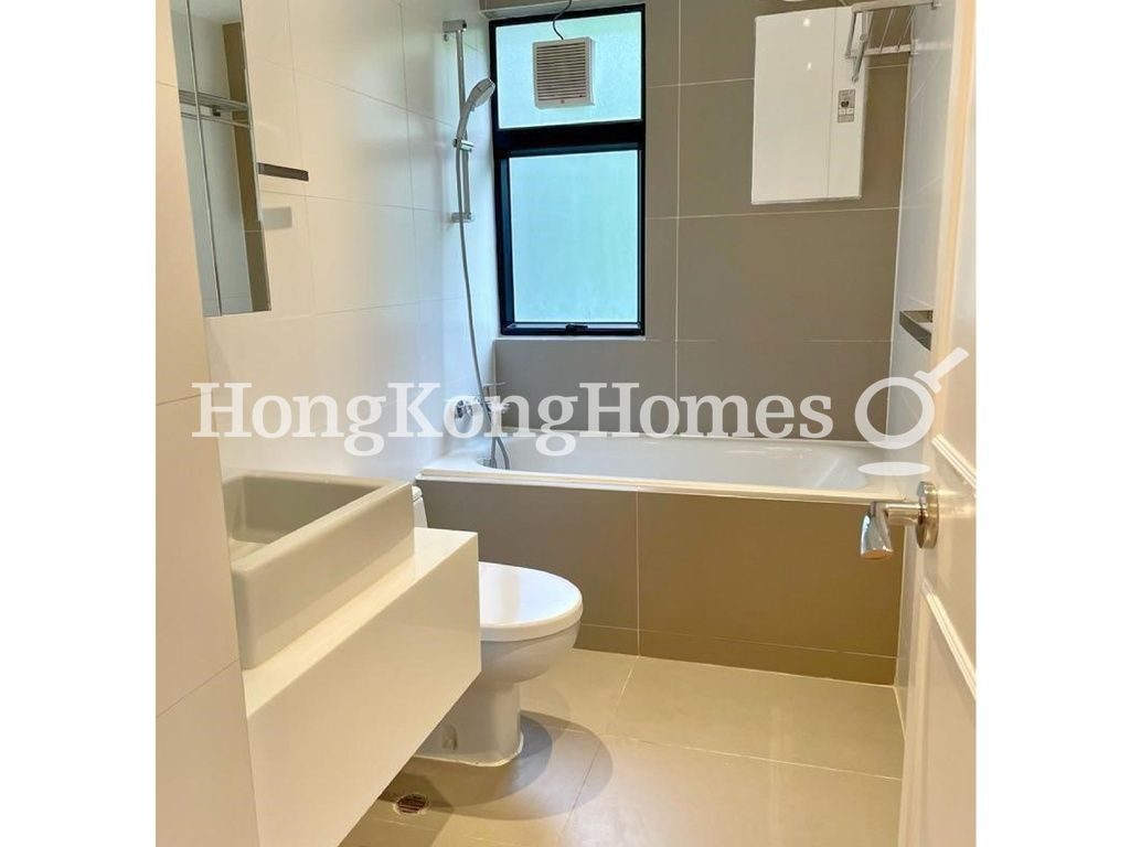 Guest Bathroom — 華景園 - 第03座，淺水灣
