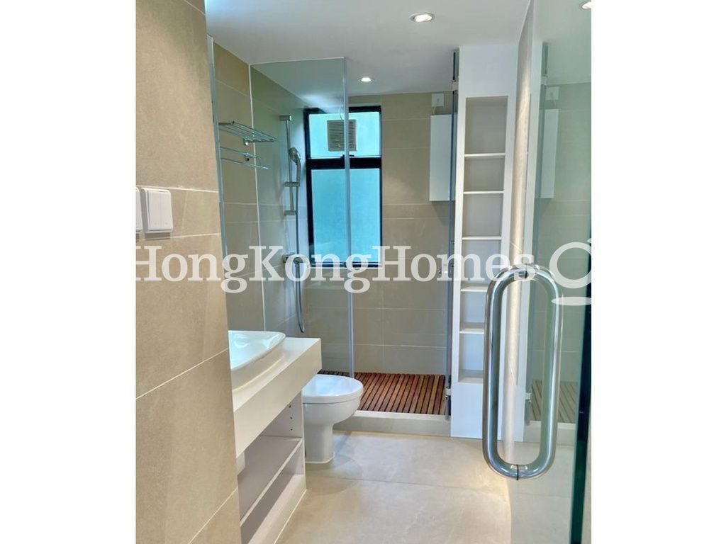 Master Bathroom — 華景園 - 第03座，淺水灣