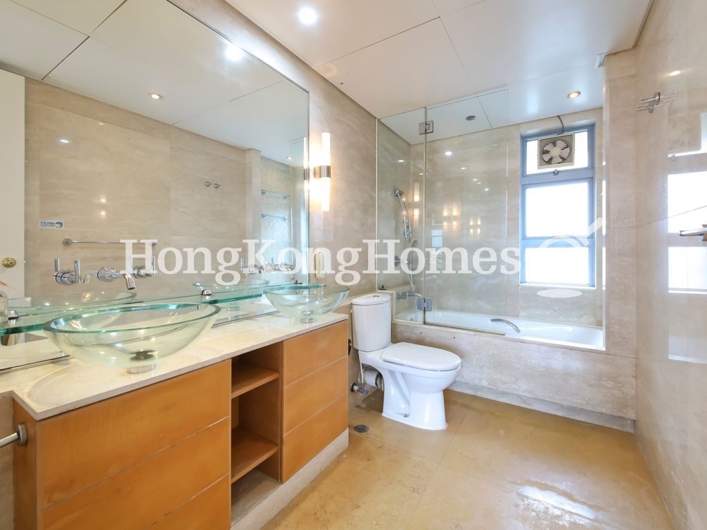 Master Bathroom — 貝沙灣 01期，薄扶林