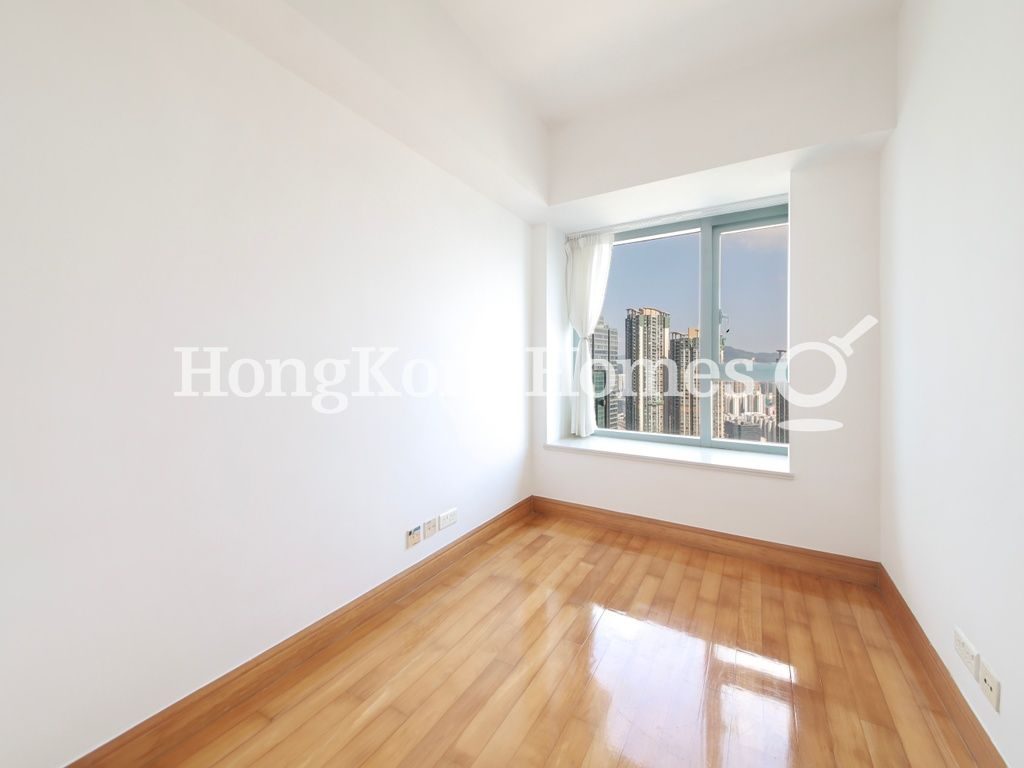 Third Bedroom — 君臨天下 3座，尖沙咀