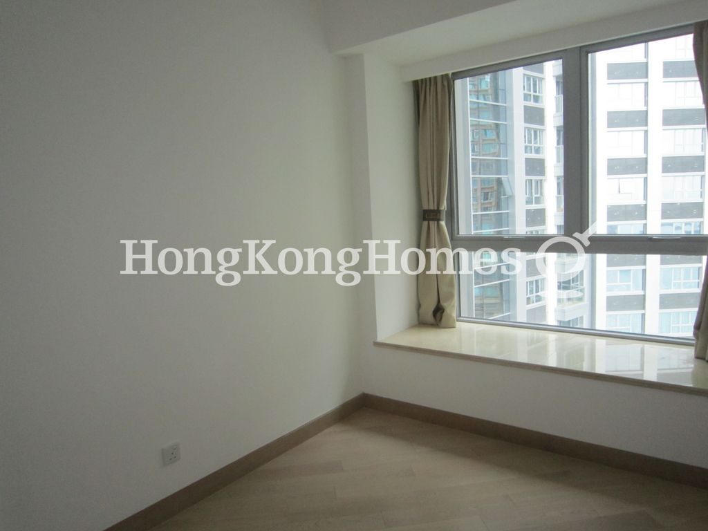 Second Ensuite Bedroom — 瓏璽 - 第2座 (天海鑽)，大角咀