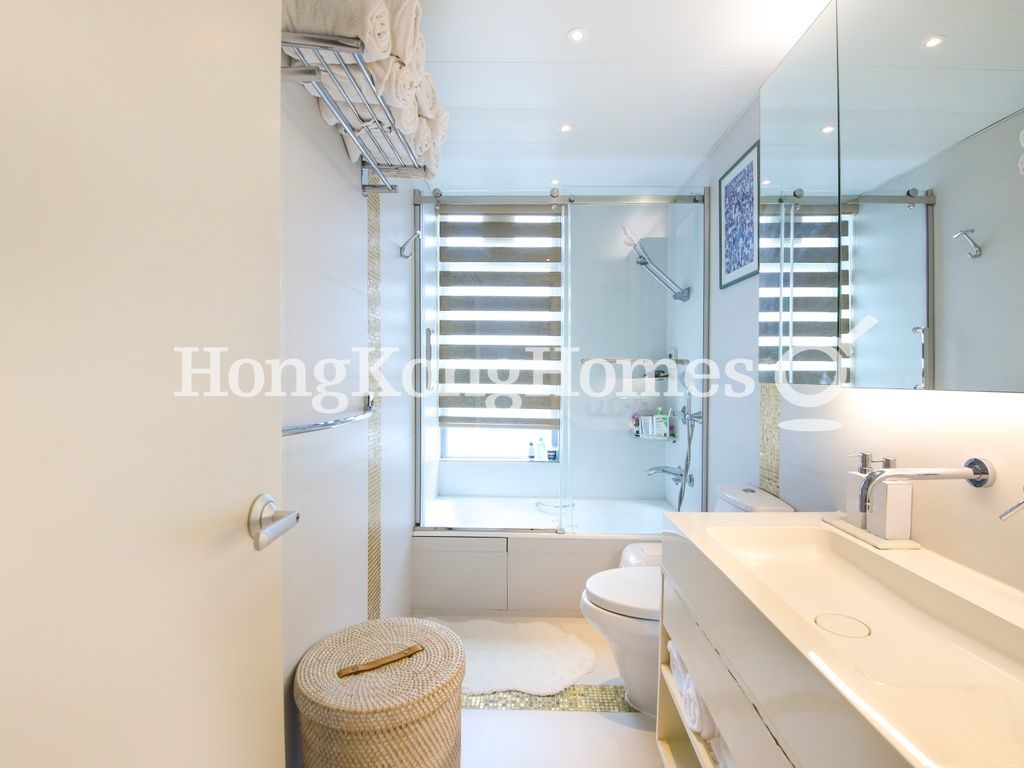 Guest Bathroom — 貝沙灣 04期, 南灣，薄扶林