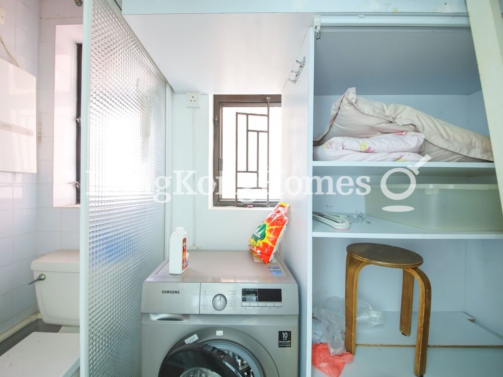 Maid's Room — 凱旋門 1期 第1座 (摩天閣)，尖沙咀
