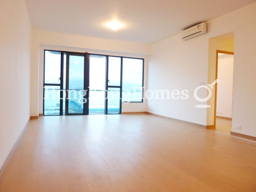 Living and Dining Room — Upton, Western / Kennedy Town