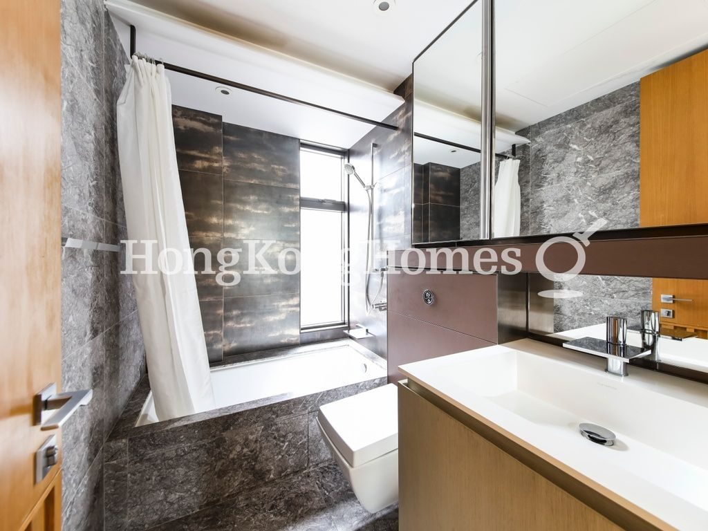 Guest Bathroom — 殷然，西半山