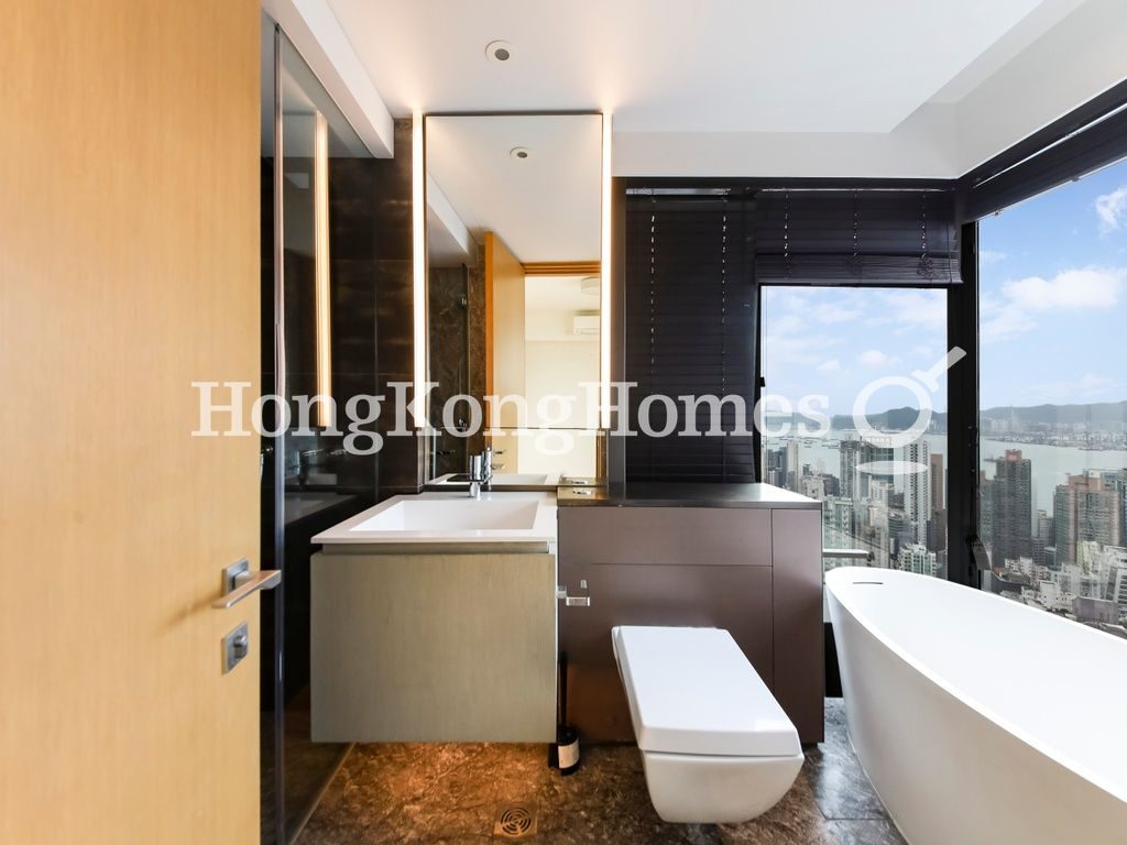 Master Bathroom — 殷然，西半山