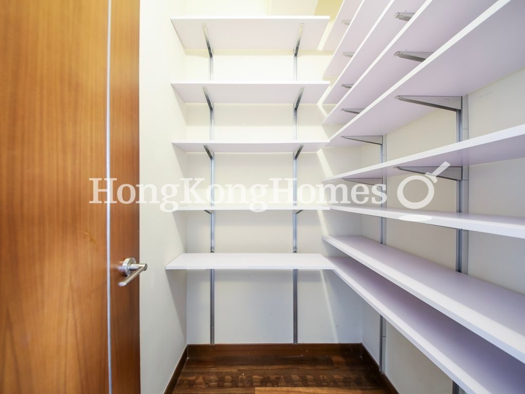 Store Room — 寶光大廈，中半山