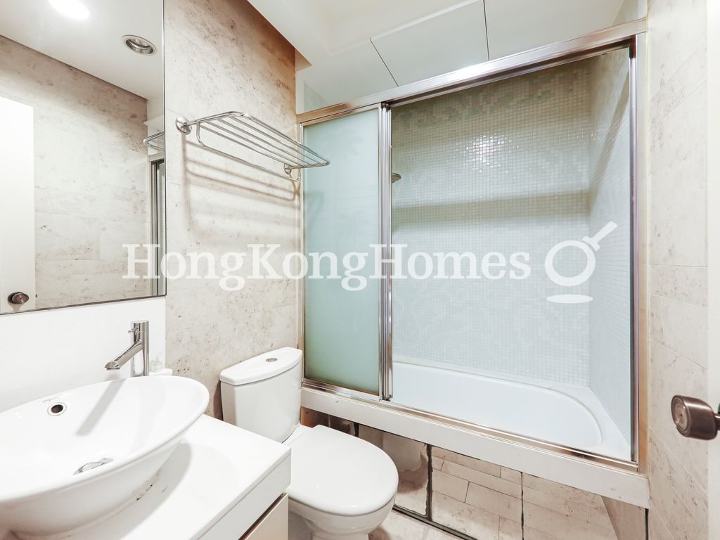 Guest Bathroom — 慧雲峰，北角