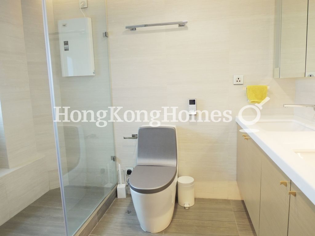 Master Bathroom — 羅便臣道80號 - 第01座，西半山