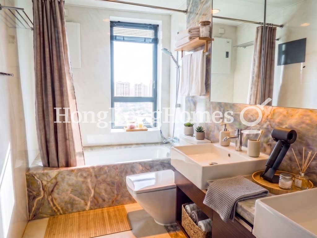 Master Bathroom — 傲翔灣畔，西環堅尼地城