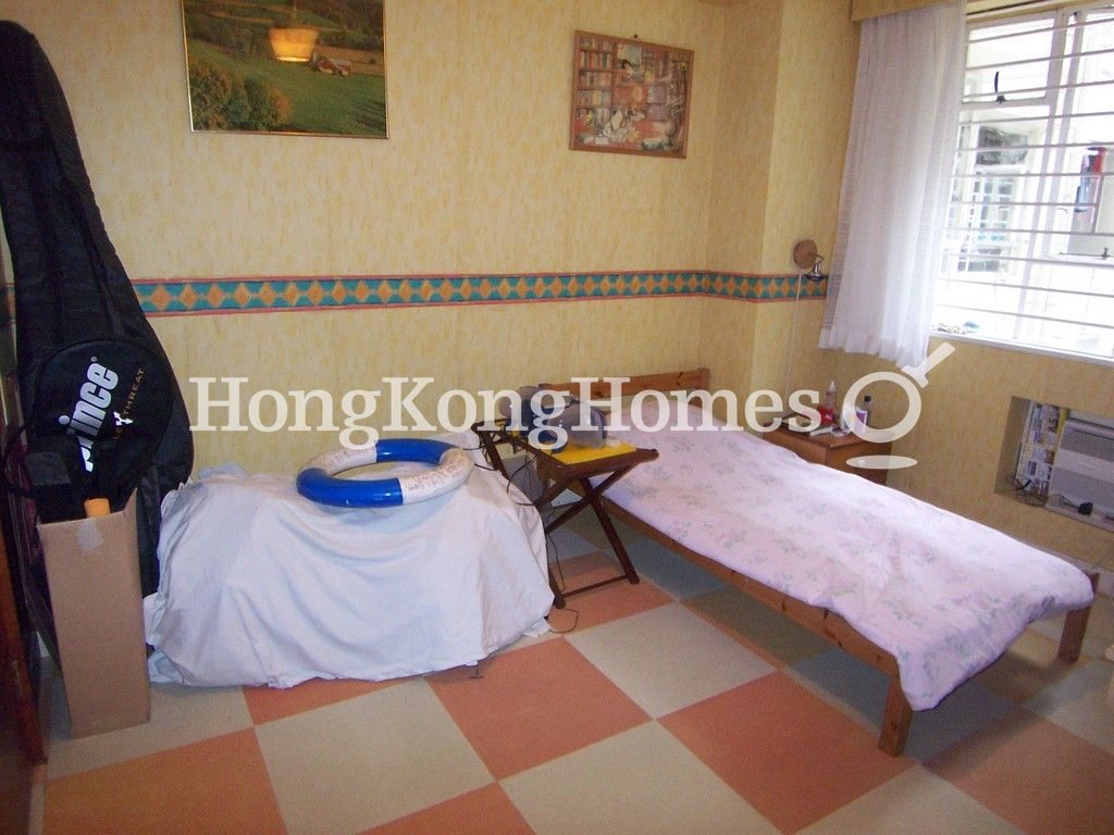 Second Bedroom — Pearl Gardens, Mid-levels West