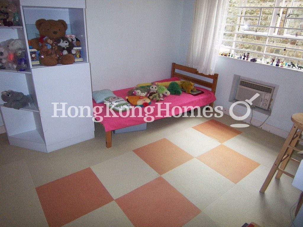 Third Bedroom — Pearl Gardens, Mid-levels West