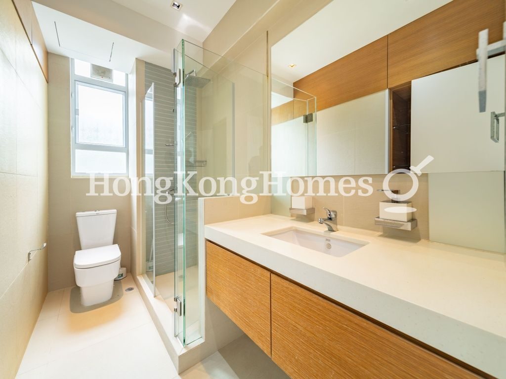 Guest Bathroom — 輝百閣，大潭