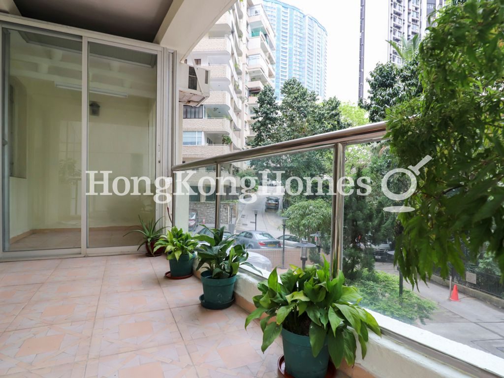 Private Terrace — 柏齡大廈，中半山