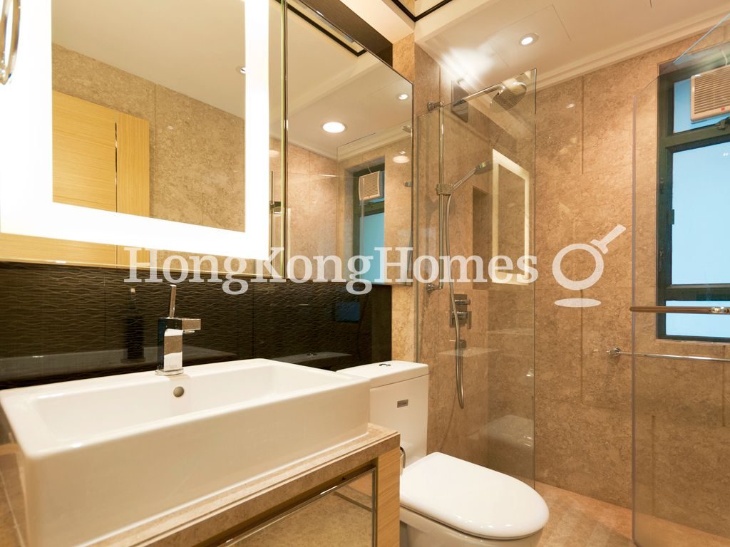 Guest Bathroom — 曉峰閣 - 第04座 雋巒，中半山