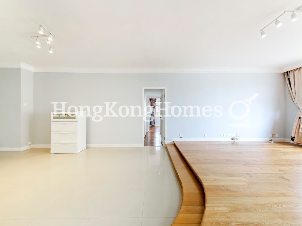 Living and Dining Room — Parkway Court - Block B, Mid-levels West