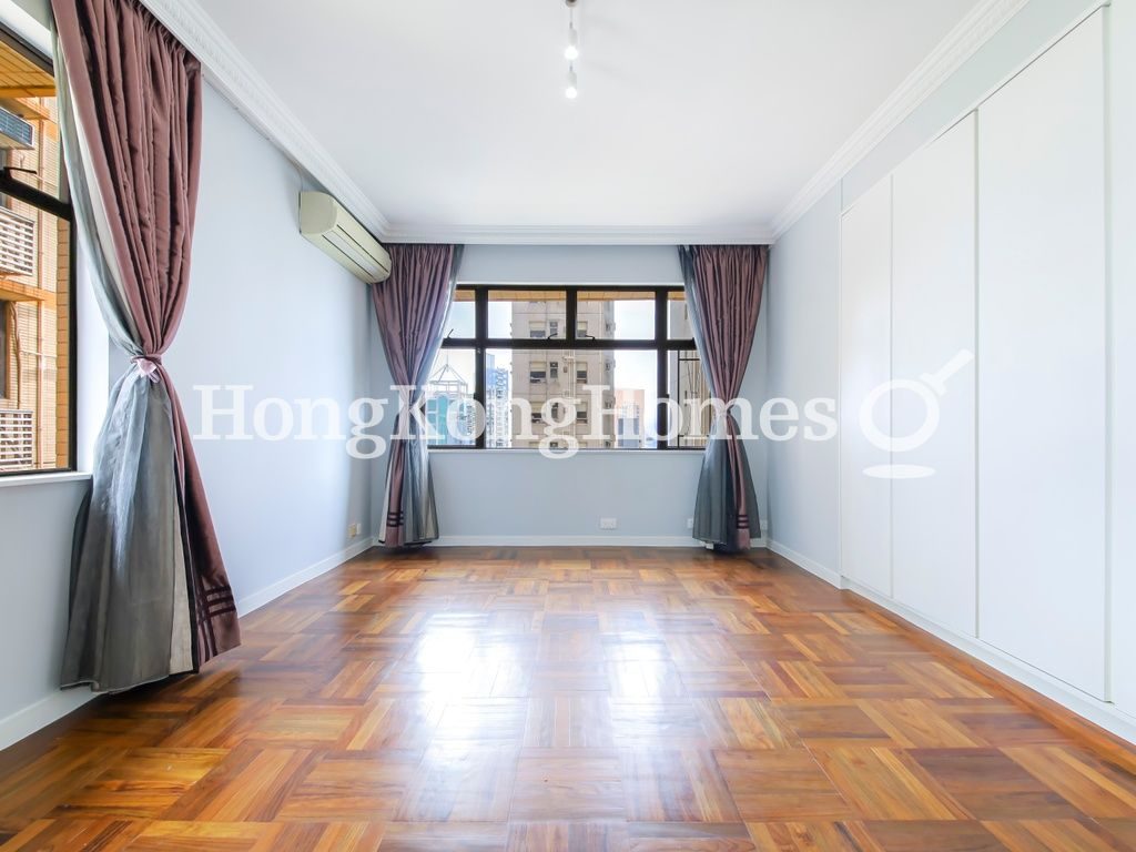 Master Bedroom — Parkway Court - Block B, Mid-levels West