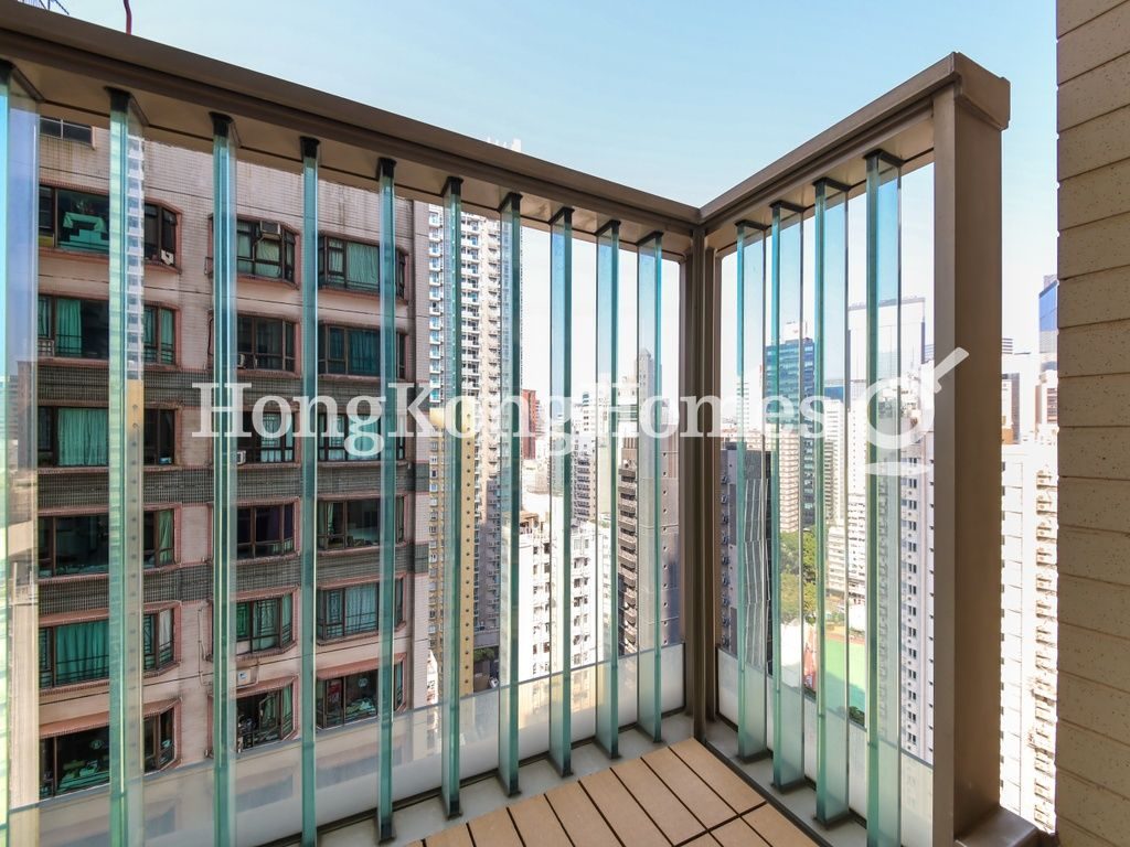 Balcony off Second Ensuite Bedroom — 囍匯 - 第2期- 第2座，灣仔