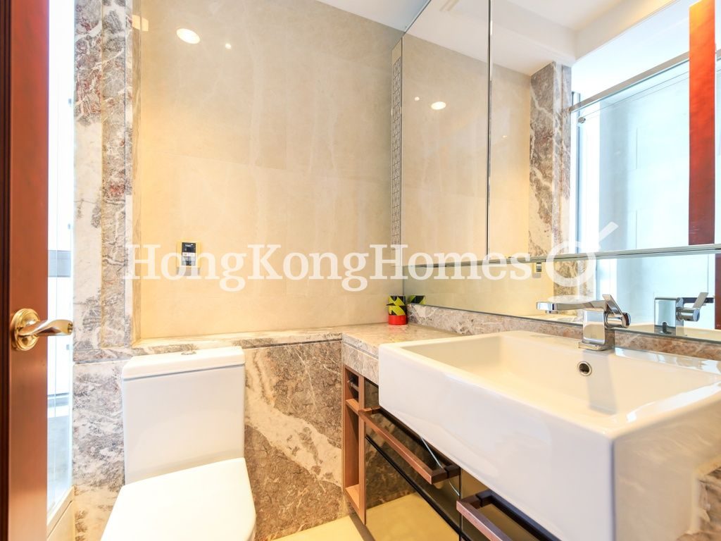 Second Ensuite Bathroom — 囍匯 - 第2期- 第2座，灣仔