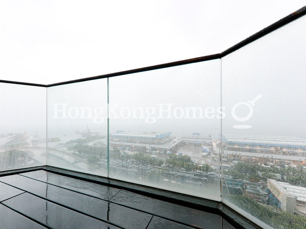 Balcony off Living and Dining Room — 維港峰，西環堅尼地城