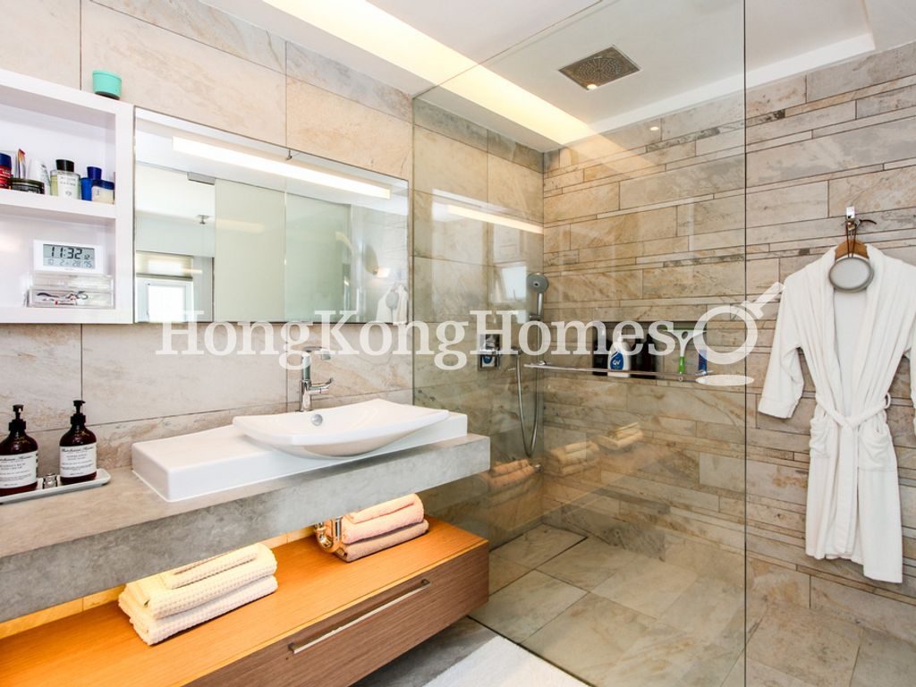 Master Bathroom — 碧瑤灣 - 第41座，薄扶林