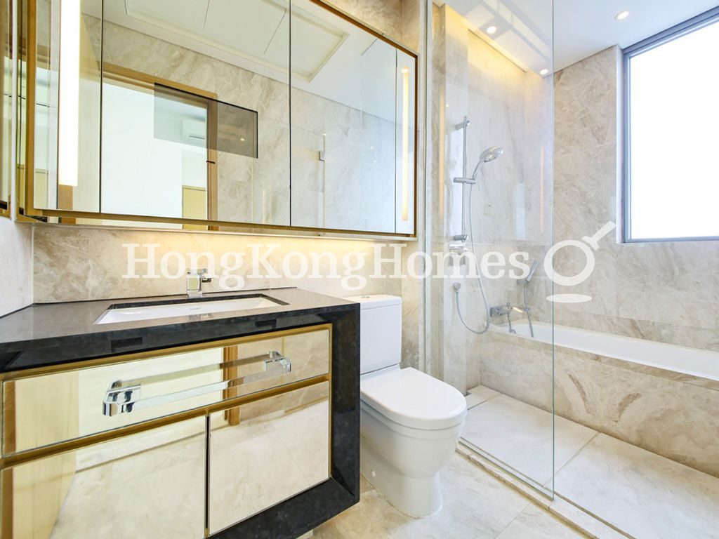 Master Bathroom — Grand Austin - Tower 1A, Tsim Sha Tsui