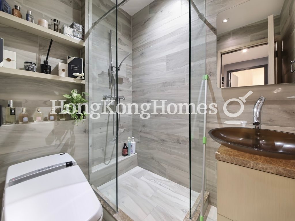 Guest Bathroom — 翠屏村 - A座，跑馬地