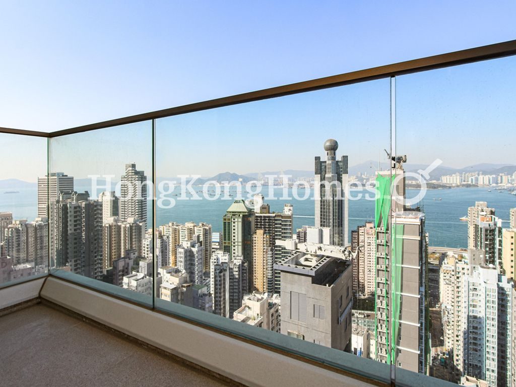 Balcony Off Living and Dining Room — Kensington Hill，西營盤