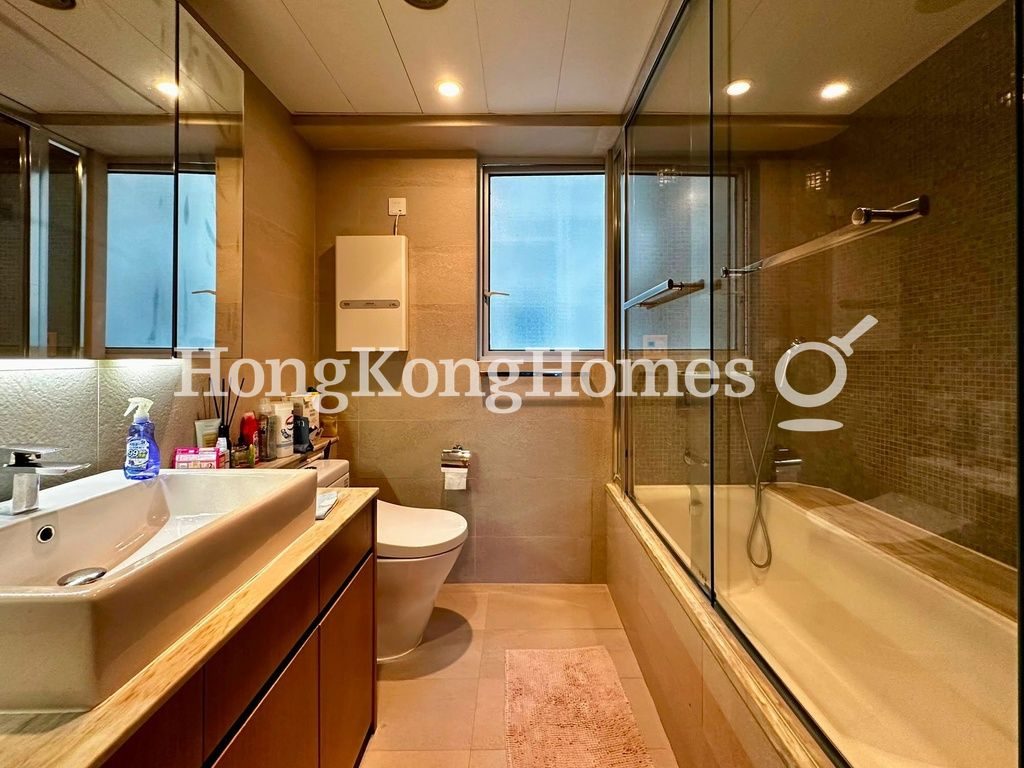 Master Bathroom — The Harbourside - Tower 2, Tsim Sha Tsui