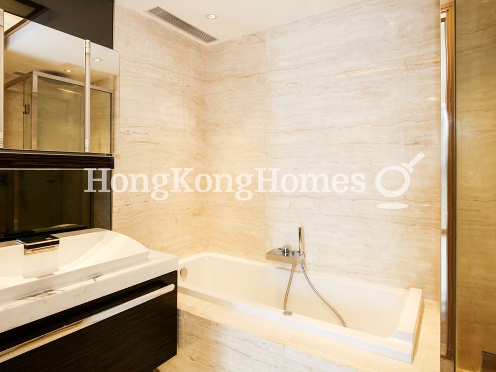Master Bathroom — 深灣9號 - 第9座，黃竹坑