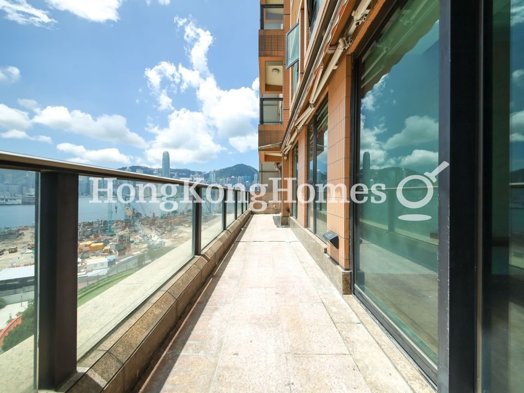 Private Terrace — 凱旋門 1期 第2A座 (映月閣)，尖沙咀