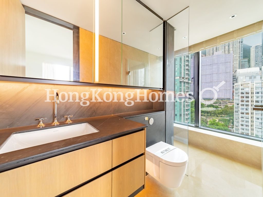 Master Bathroom — 東街42號，上環