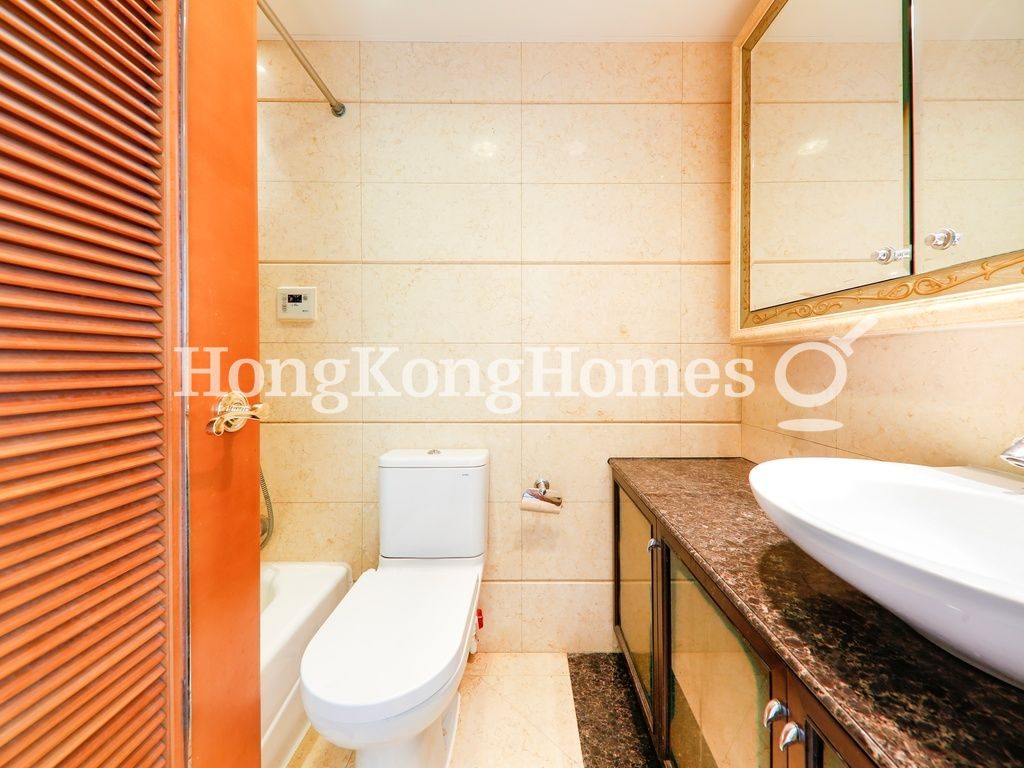Guest Bathroom — 凱旋門 1期 第1A座 (朝日閣)，尖沙咀