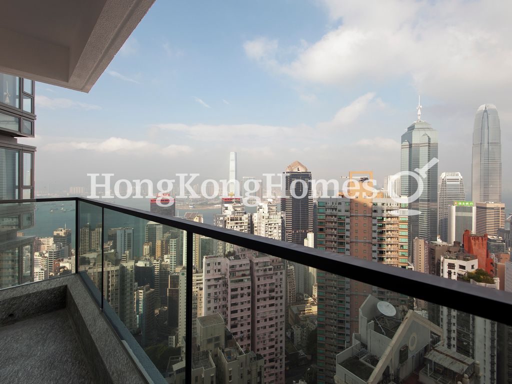 Balcony off Living & Dining Rm — 蔚然，西半山