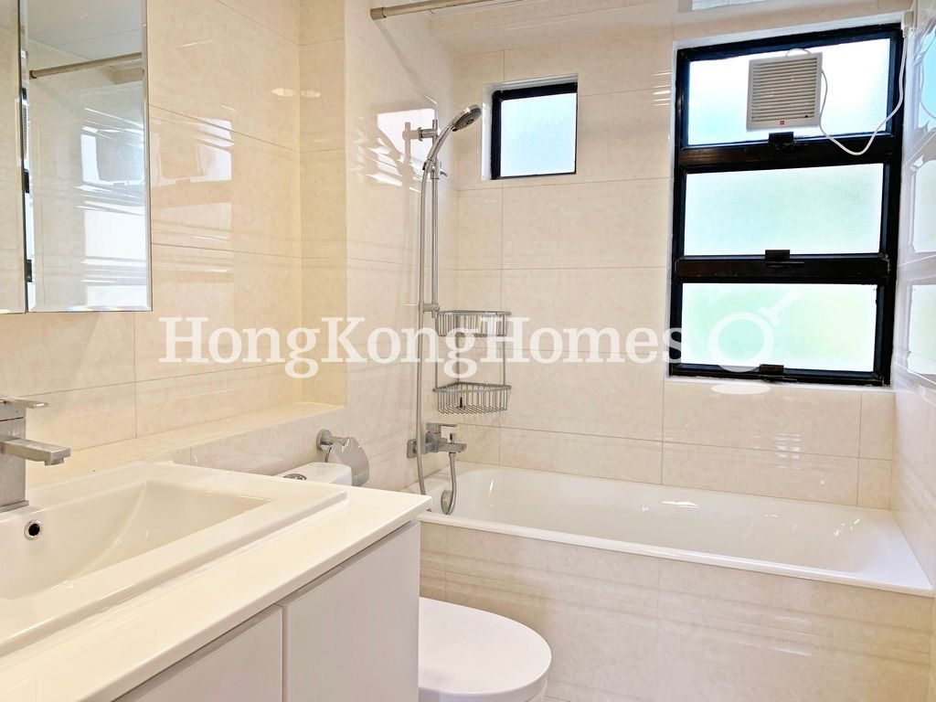Master Bathroom — 嘉雲臺 - 第08座，渣甸山