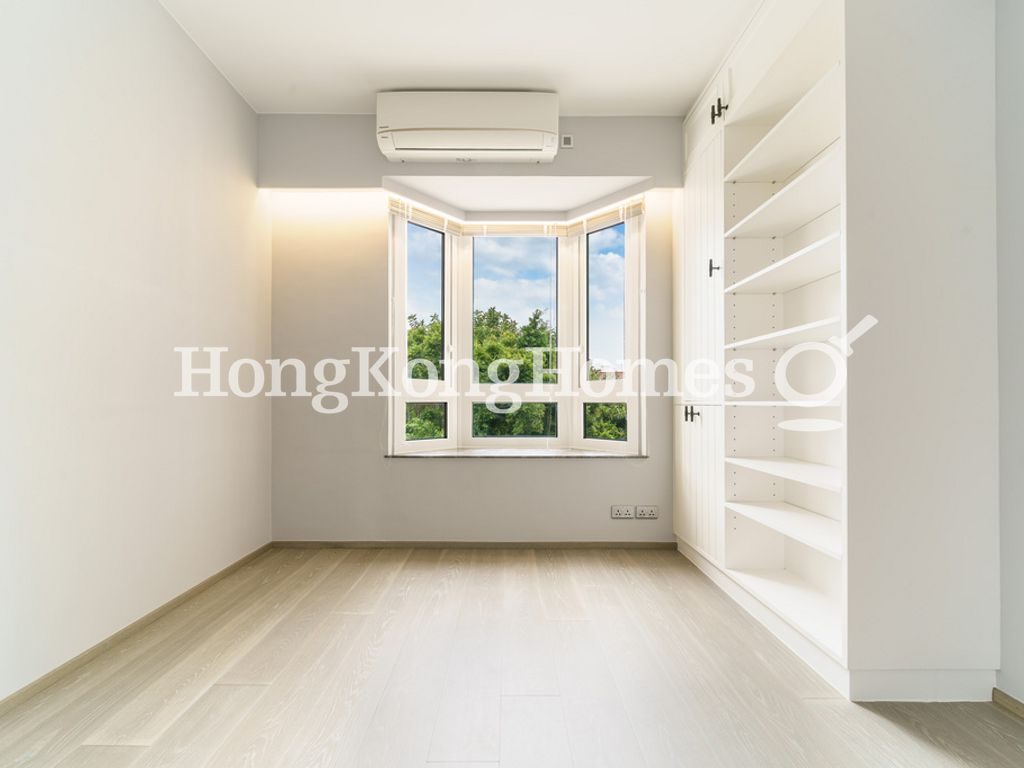 Third Bedroom — Hillgrove, Chung Hom Kok