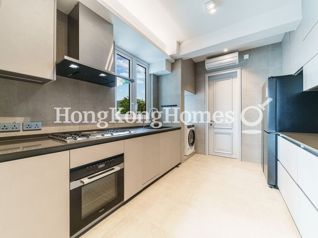 Kitchen — Hillgrove, Chung Hom Kok