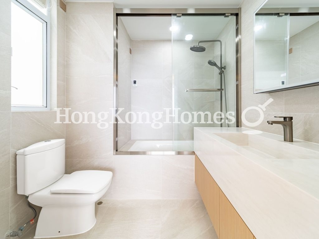 Master Bathroom — 壁如花園，舂坎角