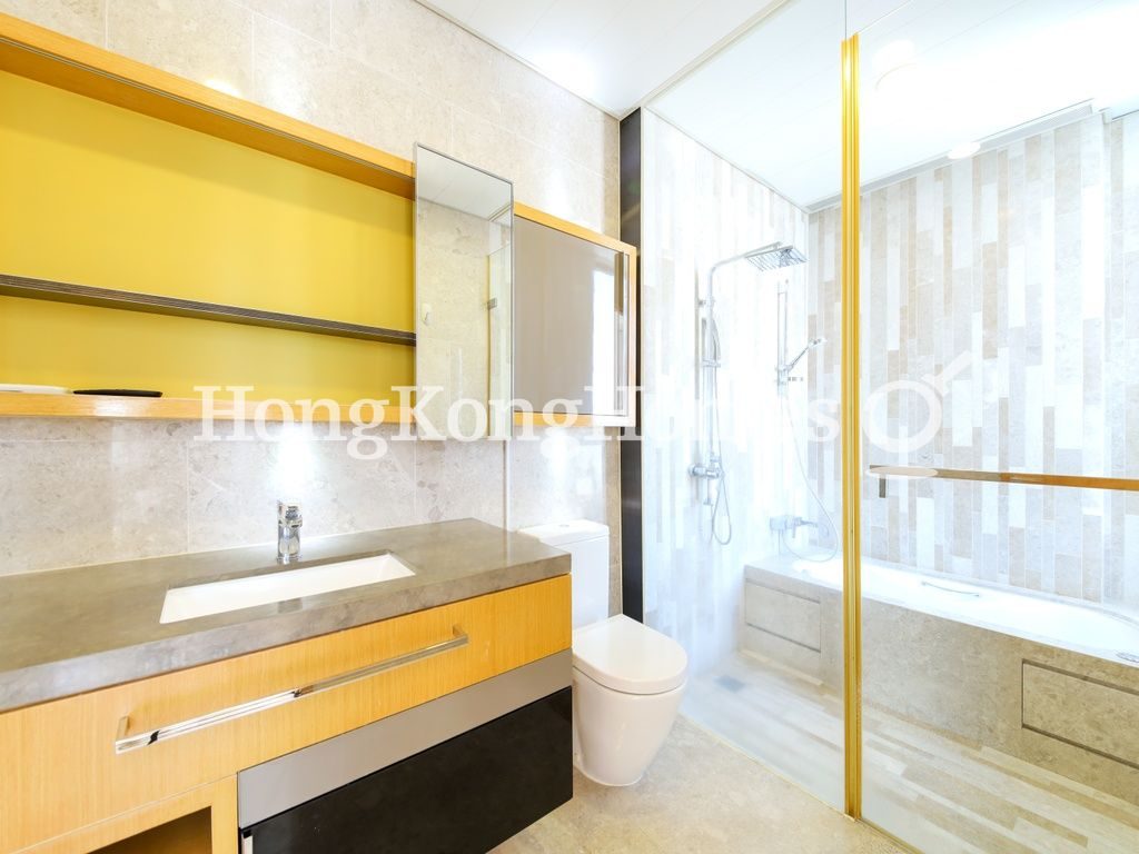 Master Bathroom — 形品，北角