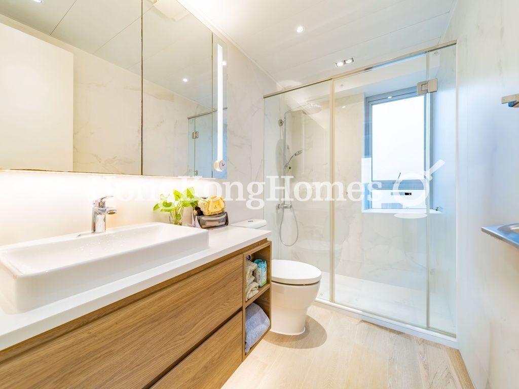 Guest Bathroom — 貝沙灣 04期, 南灣，薄扶林