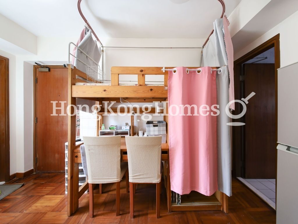 Living and Dining Room — Fairview Court, Western / Kennedy Town