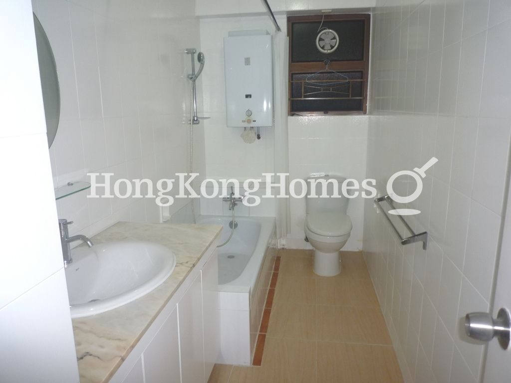 Master Bathroom — 南灣花園 - B座，淺水灣