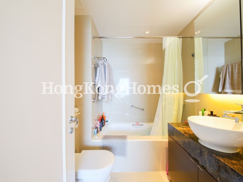 Master Bathroom — 壁如花園，舂坎角