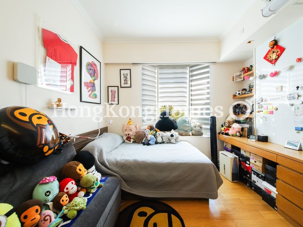 Third Bedroom — 壁如花園，舂坎角
