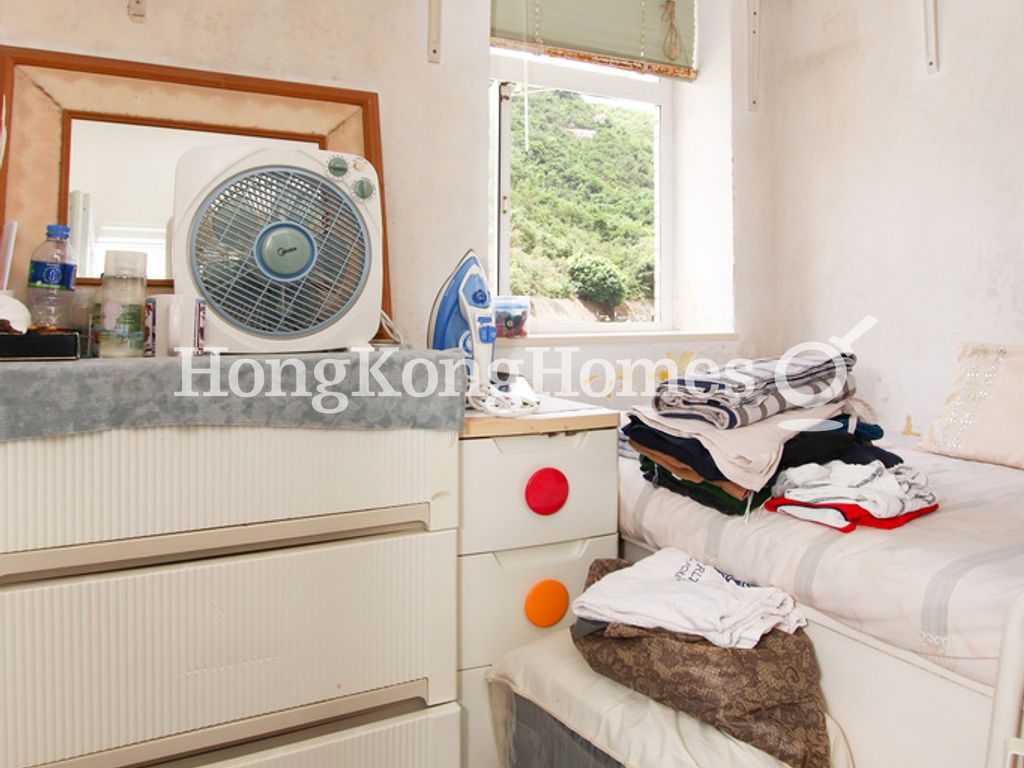 Maid's Room — 賽西湖大廈 09座，北角半山
