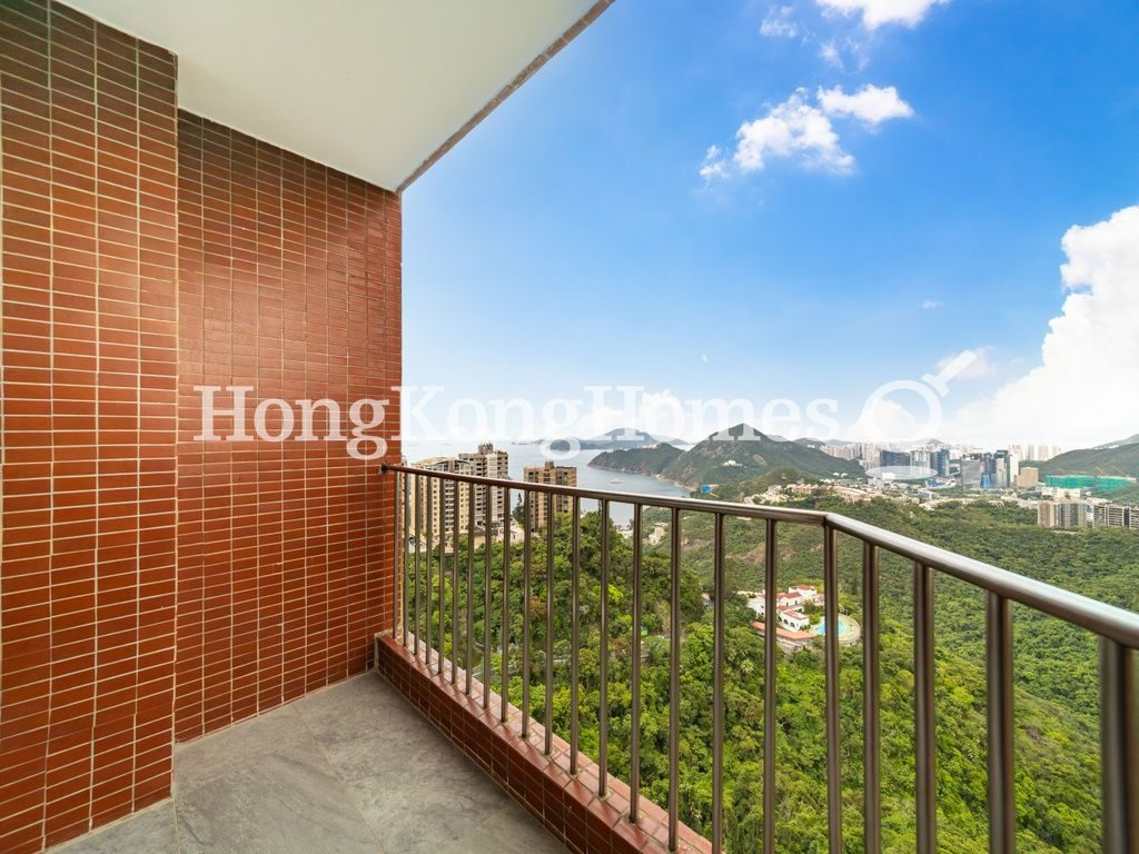 Balcony off living room — 蔚峰園，淺水灣