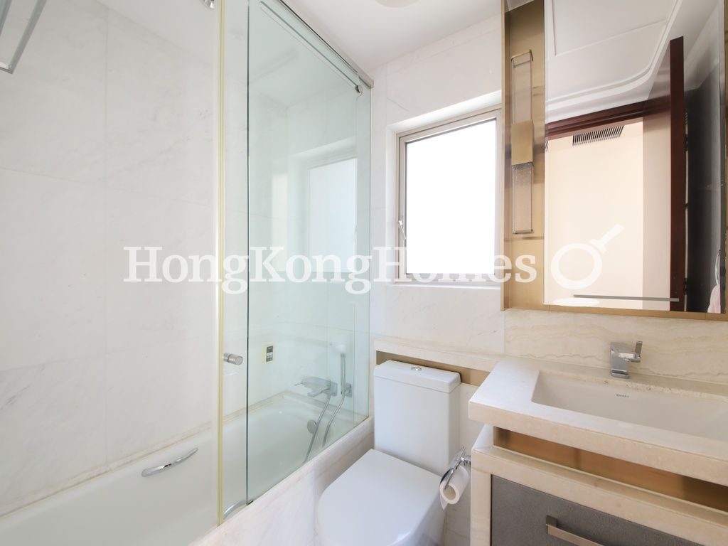 Guest Bathroom — Cluny Park，西半山